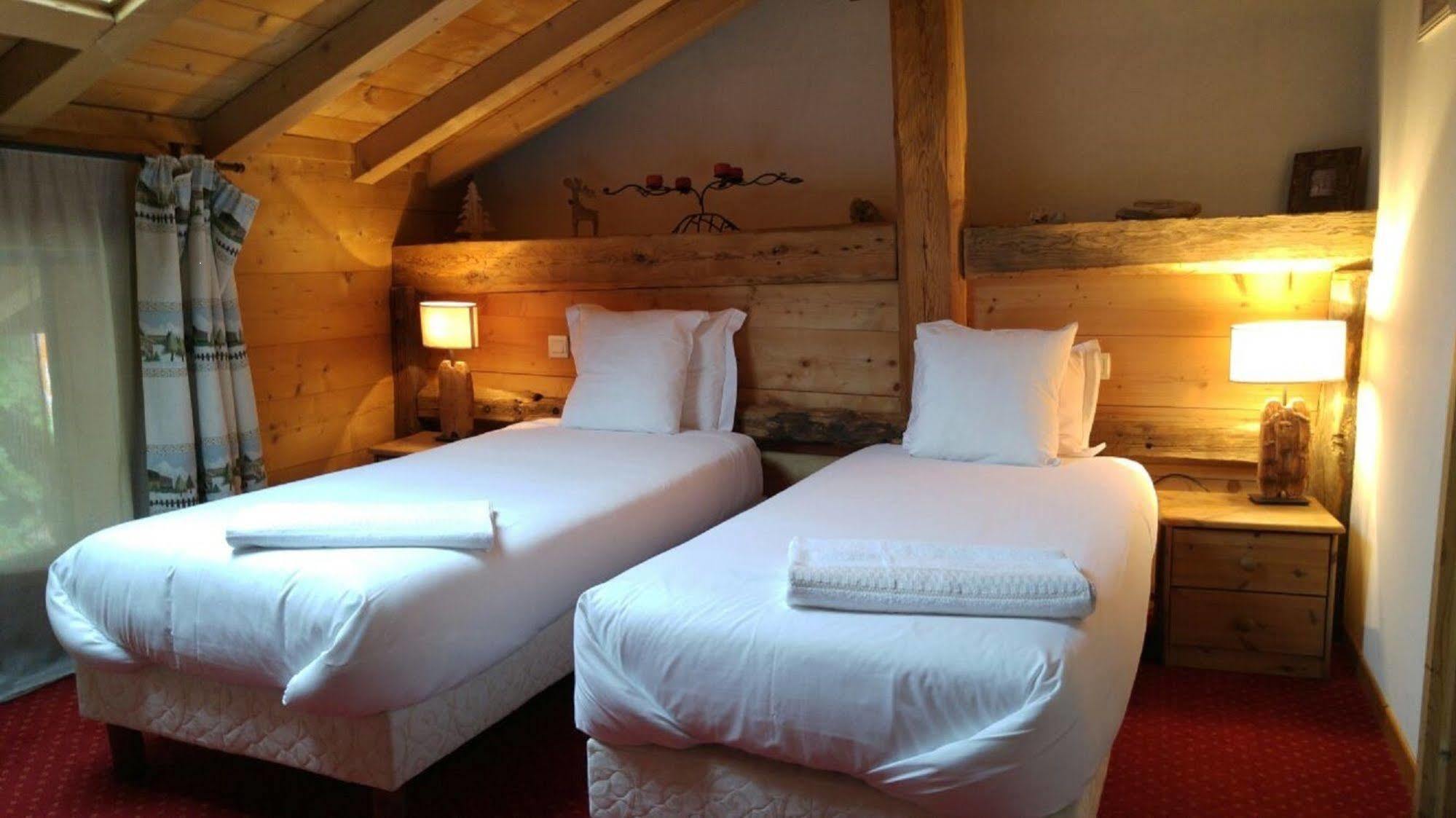 Chalet Pele - Alpes Travel - Central Chamonix - Sleeps 11 ภายนอก รูปภาพ